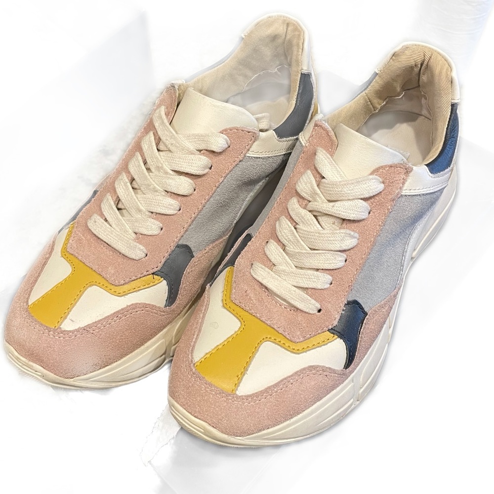 Steve Madden sneakers